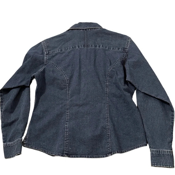 Riders fitted denim shirt, size medium - Picture 3 of 4